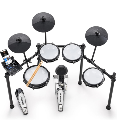 Alesis Nitro Max Batteria Elettronica con Pelli Mesh Silenziose, Rullante a Doppia Zona da 10”, Bluetooth, 440+ Suoni Autentici, Drumeo, USB Midi, Pedale Grancassa